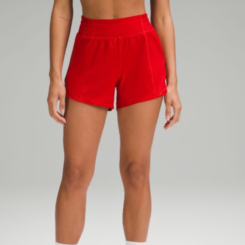 lululemon dark Red Women's Athletic hottie hot Shorts 4” size 6